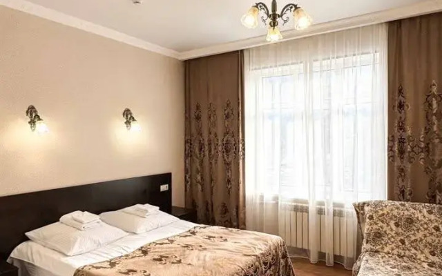 Kavkaz Hotel