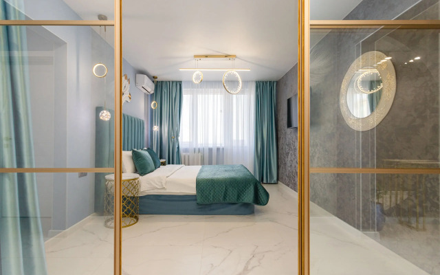 Tryoshka S Vidom Na Rybnuyu Derevnyu Flat