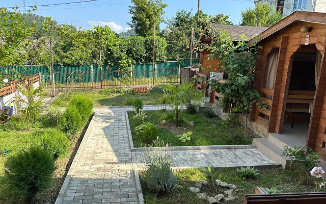 V Gostyakh U Zaura Private house