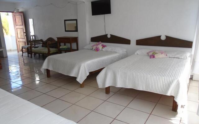 Отель Oasis Cuyutlán by Rotamundos