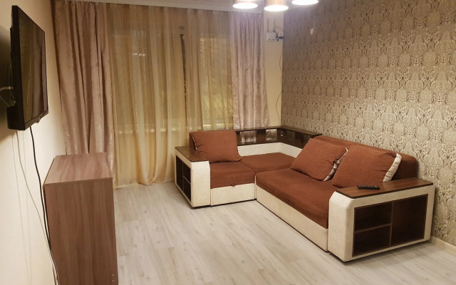 Квартира двухкомнатная в самом центре Владивостока