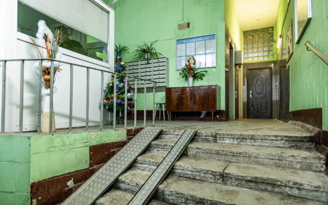 Moderna Flats U Ploschadi Pobedy Flat