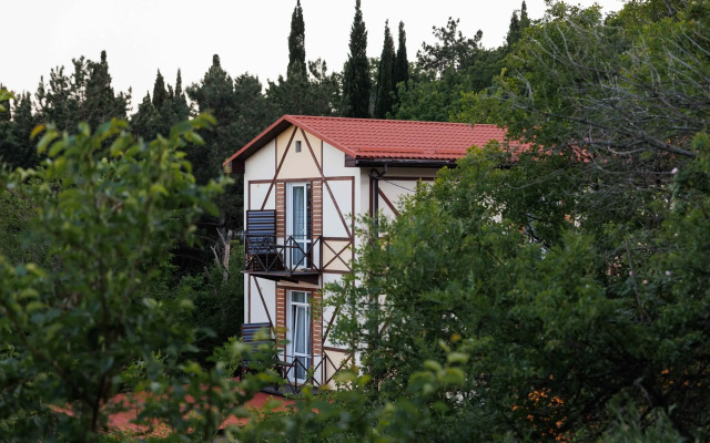 Mini hotel Gory I More