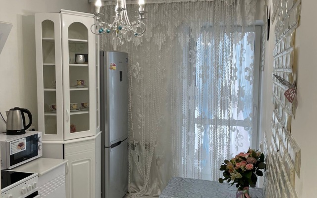 Квартира Светлые Апартаменты на Набережной