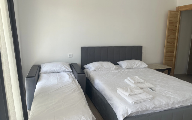 Na Zheleznodorozhnoy Guest House