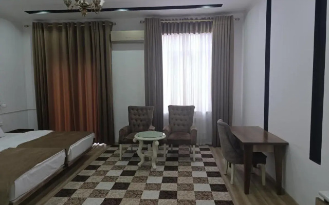 Отель Grand Sarbon