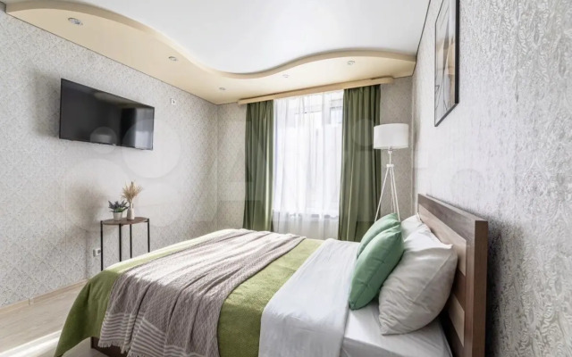 Квартира у метро в 5 минутах от центра