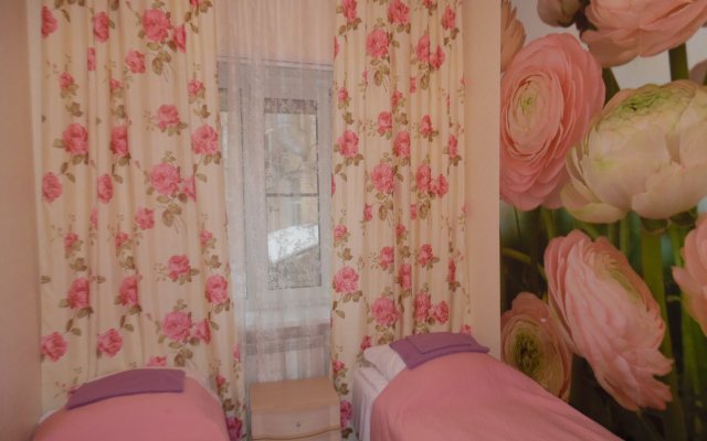 Отель Bon-Appart on Bolshaya Morskaya 31 - Irena Guest House