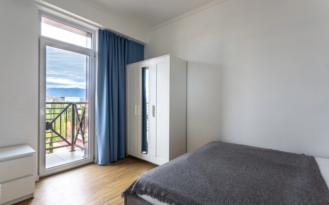 Apartment on the Heights