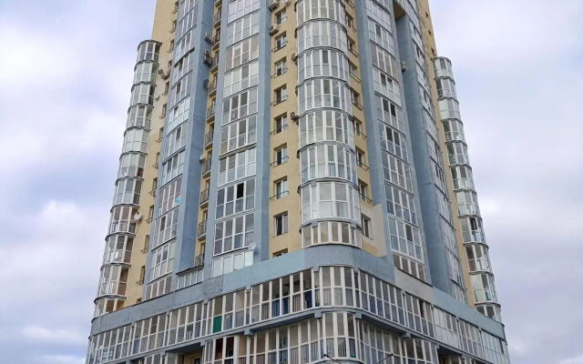 Na 17 Etazhe Prospekt Mira Apartment