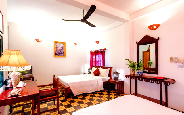 Villa Wat Damnak Hotel