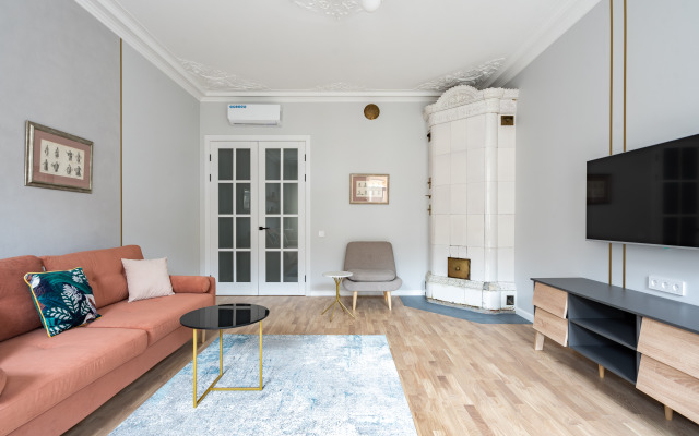 Апартаменты LetYourFlat Empire