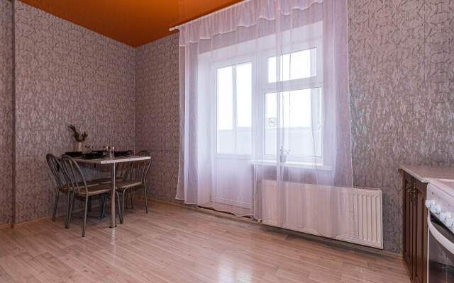 Апартаменты Уютная Квартира с Новым Ремонтом