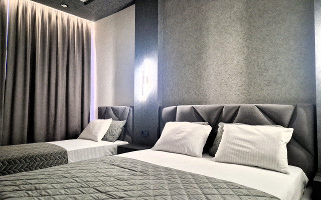 Квартира на набережной в центре