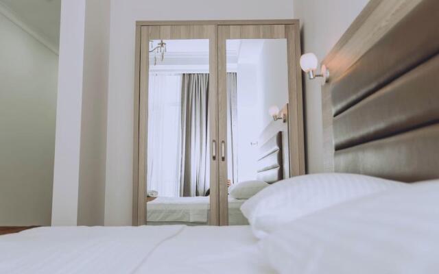 Royal Medis Hotel