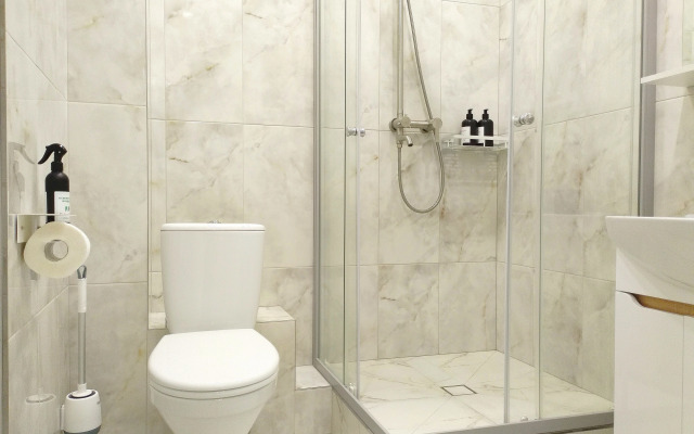 Dobry Dom Ryadom S Naberezhnoy Apartments