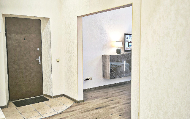 Prospekt Nezavisimosti 44, Supertsentr, Dvushka Apartments