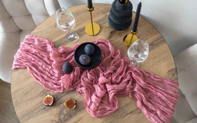 Апартаменты Уютная Дизайнерская Студия у Метро Ботанический Сад