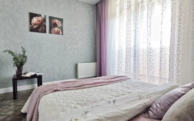 Na Leonova 47 Flat
