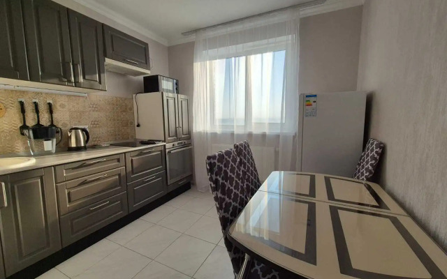 Квартира Двухкомнатная на Шаталова