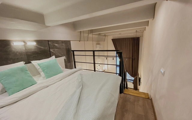 Квартира Green FOX двухуровневая с панорамными окнами