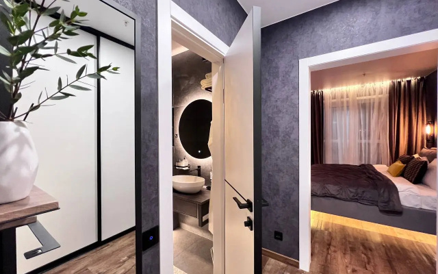 Apartamenty UHIKAL'̱NAA STUDIA S MINI-BASCEJHOM NA DVOIH!