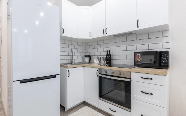 Comfort Home Na Chetaeva 43a Apartments