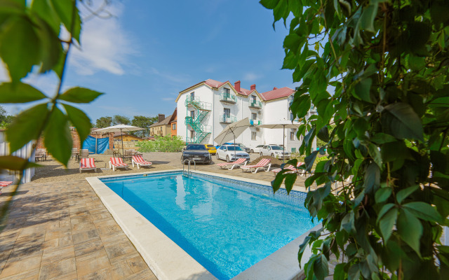 Blaga Del Mar Guest House