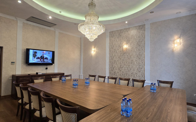 Biznes Pushkin Hotel