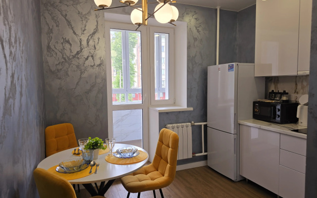 Apartamenty Avrora Shiroko Kholodnaya 8. 2 etazh