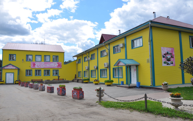 Отель Камелия