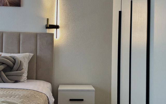 Квартира BestHome Евродвушка стильная светлая в центре города