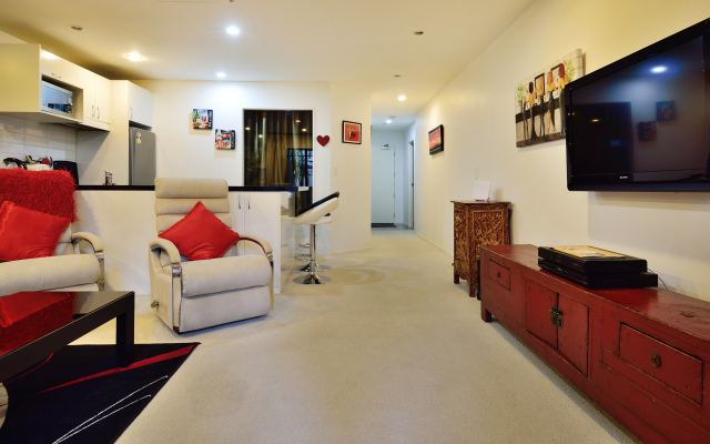 Best Located Two Bedroom in Auckland Apartments