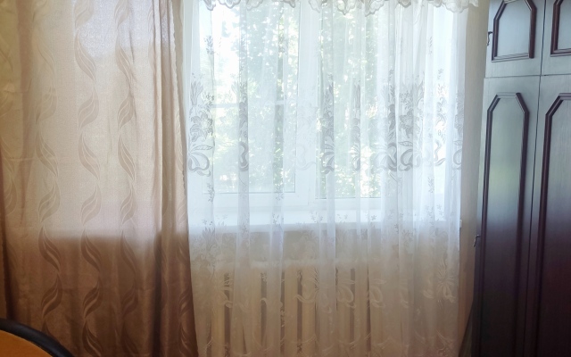 Kvartira Vozle Plazy Selskaya 34