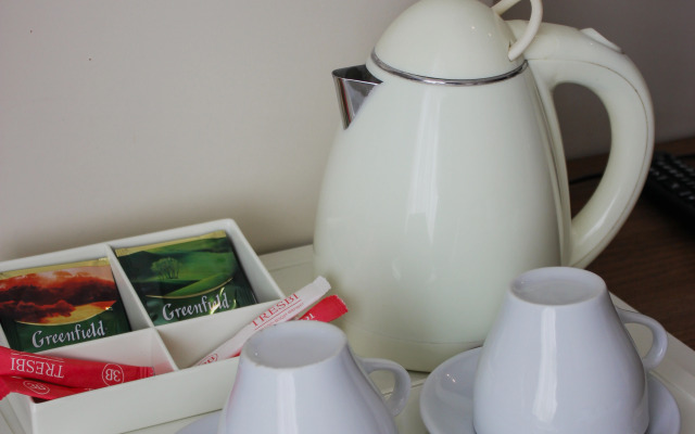 Imeni Chelyskintsev Hotel