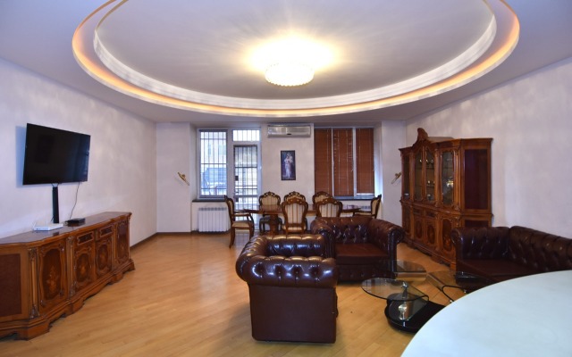 RentInnYerevan  Hin Yerevantsi 2 Apartments