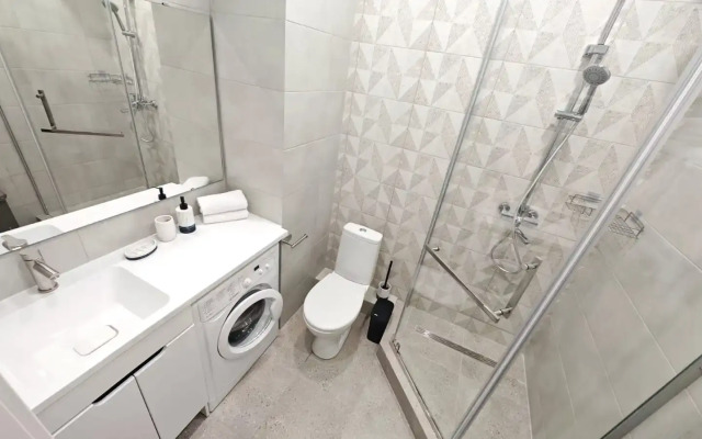 Studiya v Zhk Letniy s vidom na les Apartments