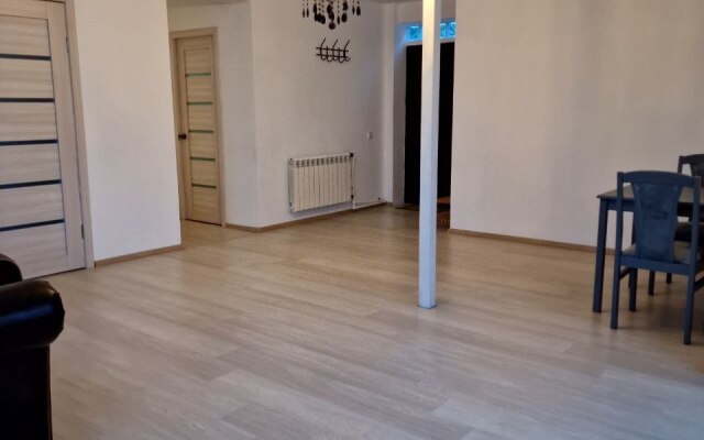 Na Startovoy Apartments