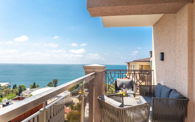 Апартаменты Red Apartments Светлана Парк Адель