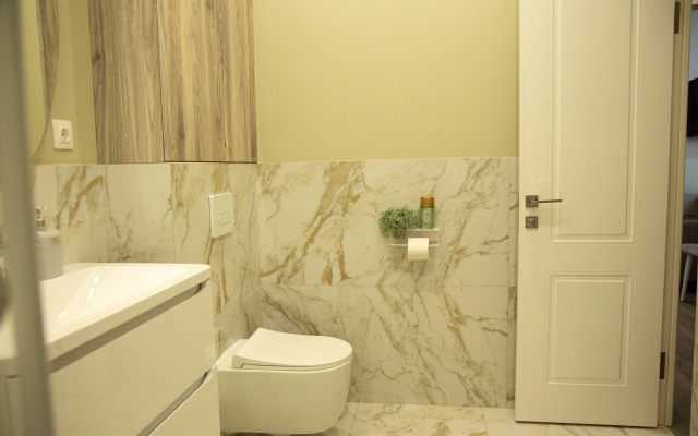 Квартира Студия с Дизайнерским Ремонтом на Черноморском Побережье