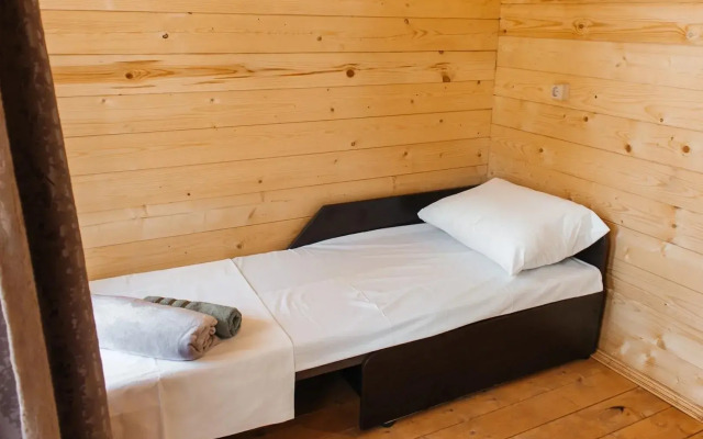 Na Baze Otdykha Bronau Trio Bungalow