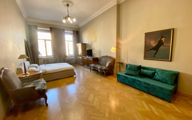 Апартаменты для 6 человек у набережной канала Грибоедова