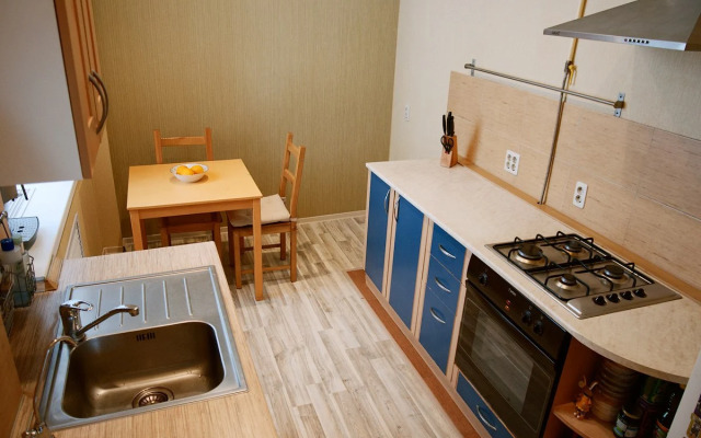 (2-Komnatny) V Tsentpe Na Ploschadi Pevolyutsii Flat