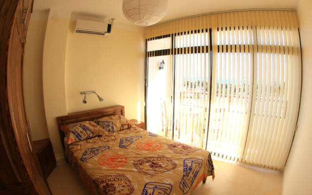 Madina Lagoon View Apartments