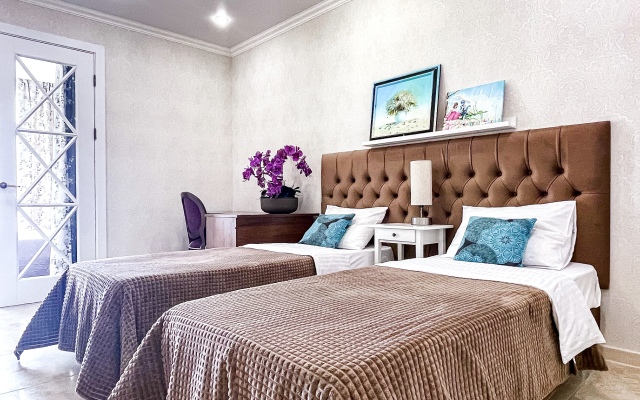 Blu Tower Apartments