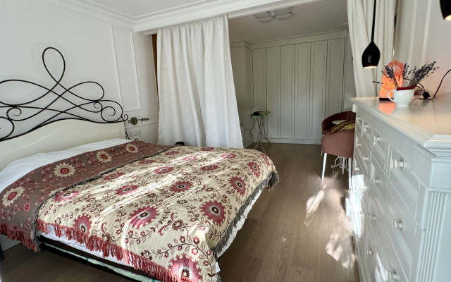 Komfort-klassa na Akademicheskoy Flat