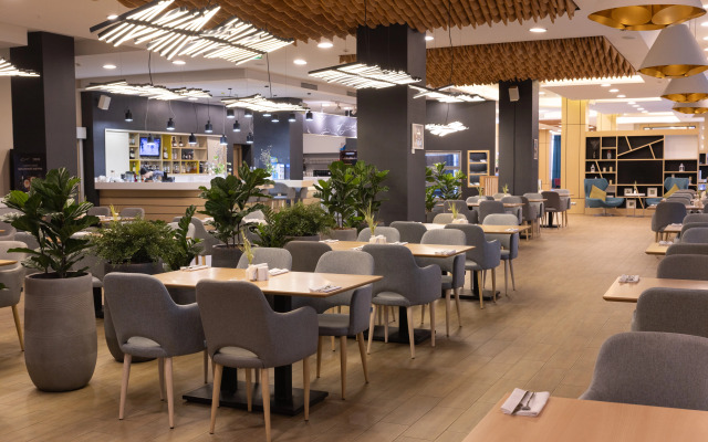 Nesterov Plaza Hotel