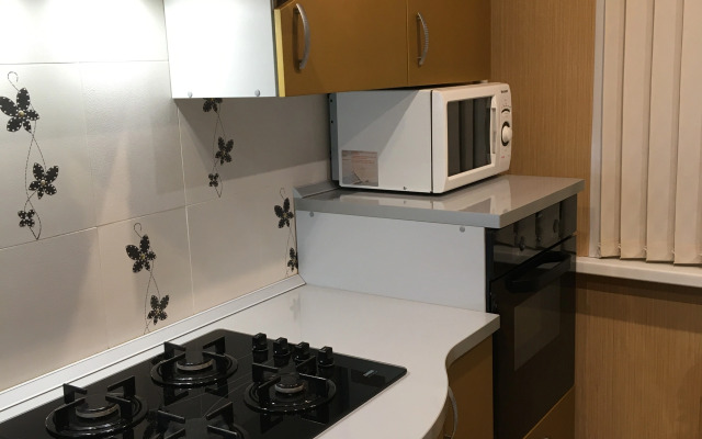 Квартира Трехкомнатная на Проспекте Сююмбике 49/1 (43/16)