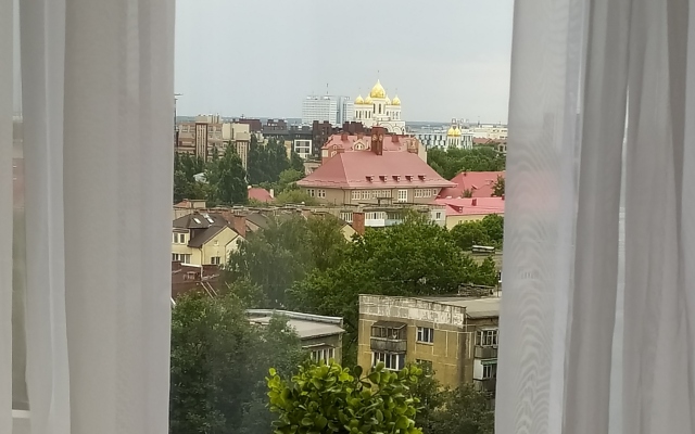 2-h komnatniye Lyuks V Tsentre Novyij Dom Apartments, 75 m2