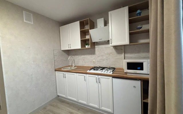 V 10 Minutakh Peshkom Ot Kremlya Flat